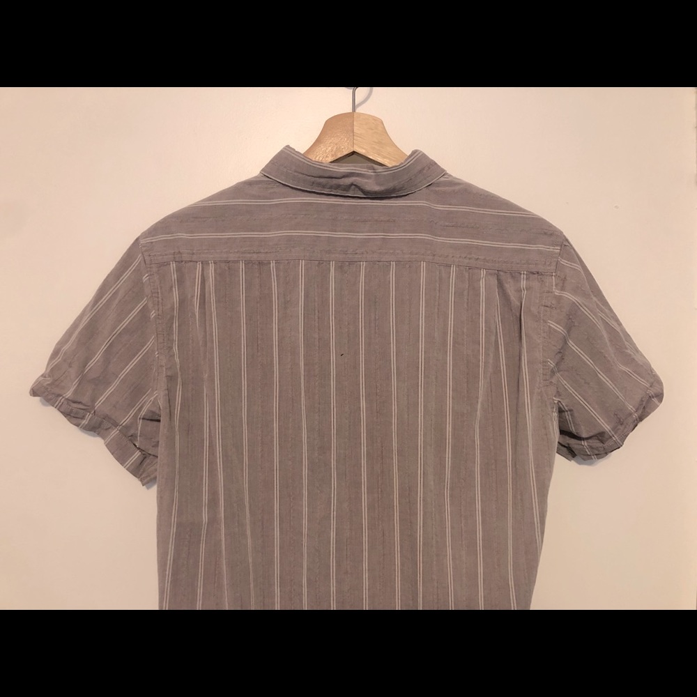 Vissla Short Sleeve button-up - Picture 3 of 4